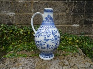 Antique Chinese Porcelain Bottle Vase - Kangxi 18th Century Blue And White