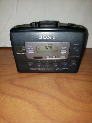 Vtg Sony Walkman Portable Am/fm Radio Cassette Tape Player Wm - Fx405