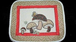 6 Vtg Retro Mcm Orange Brown Mushroom Butterfly Quilted Cotton Fall Placemats