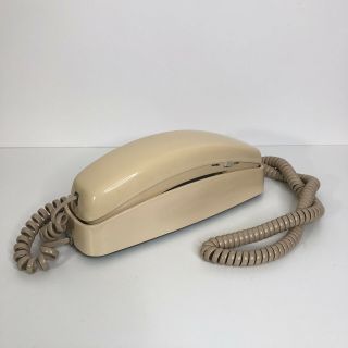 At&t Ivory Trimline 210 Phone W Cord Vtg Desk Wall Touch Tone Mute Button