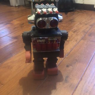 Vintage Toy Robot Shoots Missiles From Head.  12” Tall