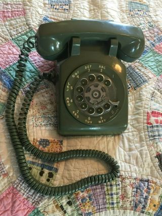 6 - 1973 Vintage Green Bell System Rotary Dial Desk Phone With 12 