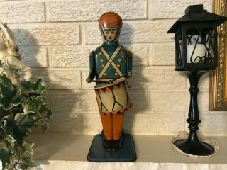 Antique Wolverine No.  27 Drum Major Mechanical Tin Litho Wind Up Toy Tl