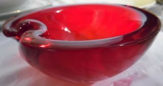 Vintage Ruby Red Small Round Heavy Thick Glass Single Ashtray JH1 3