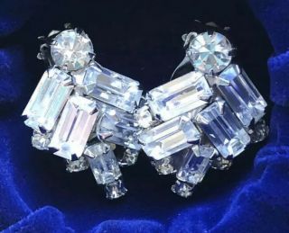 Vintage Earrings Signed Weiss Clear Crystal Rhinestone Silver Tone Clip/on