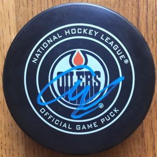 Connor Mcdavid Signed Autographed Edmonton Oilers Logo Official Game Puck