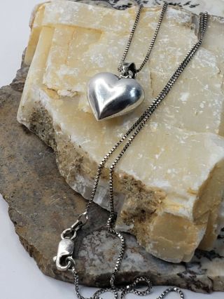 Vintage Sterling Silver Puff Heart Pendant Box Chain Necklace 18 " L 3.  6 G
