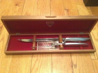 Vintage Gerber Legendary Blades Carving Set Knife Fork Walnut Case Cutlery