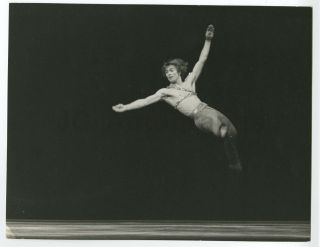 Rudolf Nureyev - Russian Ballet Icon - Vintage 7x9 Photo By Mike Humphrey