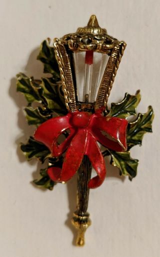 Vintage Hollycraft Christmas Brooch Pin Coach Light Lamp Lantern w/Holly & Bow 2