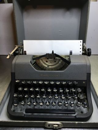 Vintage Underwood Leader Portable Typewriter With Case 1940s Antique