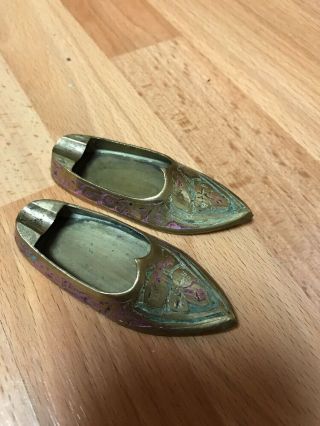 2 Vintage Colored Brass Etched Metal Ornate Small Shoe Boot Ashtray Pair 2