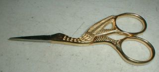 Vintage 3.  5 " Gold Tone Bird Crane Sewing Craft Scissors