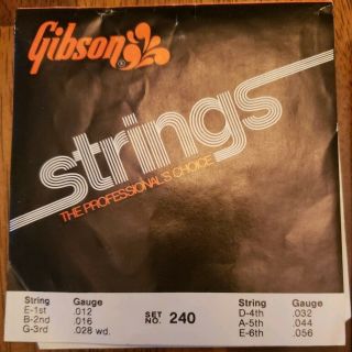 Vintage Gibson Guitar,  Mona - Steel Strings Acoustic Guitar Set 240 And 6 Pics