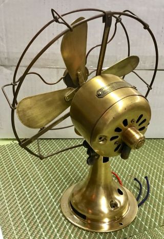 antique all Brass GE 9 in Whiz Fan With Brass Blades Brass cage and Brass Body. 3