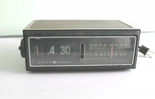 Vtg General Electric Clock Radio,  Model 7 - 4300f