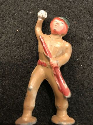 Vintage Barclay/manoil Lead Toy Soldier Throwing Grenade