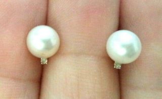 Vintage Estate Signed 10k Solid Gold Pearl & Diamond 5/8 " Post Earrings G28d