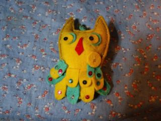 Christmas Ornament Vintage Felt Mixed Material Red Blue Owl 4 7/8 " High