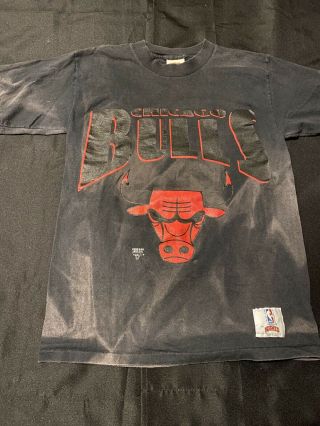 Vintage 90s Chicago Bulls Nba Basketball Nutmeg Nba T - Shirt Black Mens M
