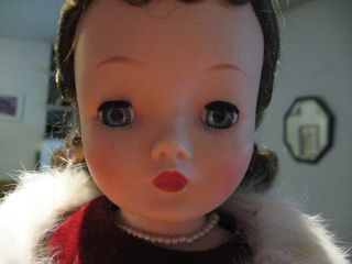 Vintage Madame Alexander Cissy Doll in Red Velvet Dress Fur 3