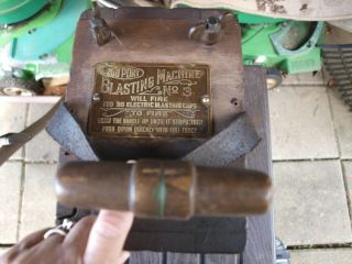 Antique Dupont Blasting Machine N0 3 Wooden Dynamite Detonator Plunger/free Ship