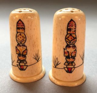 Vintage Salt & Pepper Shakers Totem Pole Design Approx 2” Tall