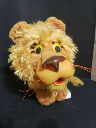 Vintage 1962 Mattel Larry The Lion Plush Animal Yacker Pull String Jungle Toy