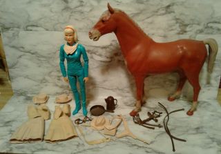 Vntg Marx Johnny Jane West & Sorrel Wheeled Thunderbolt Horse W/ Accessories