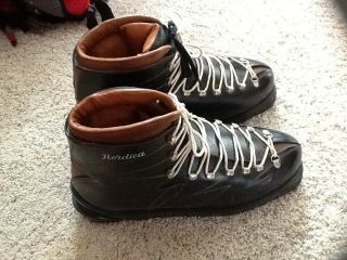 Vintage Alpina Nordica Black & Tan Leather Ski Boots Men 