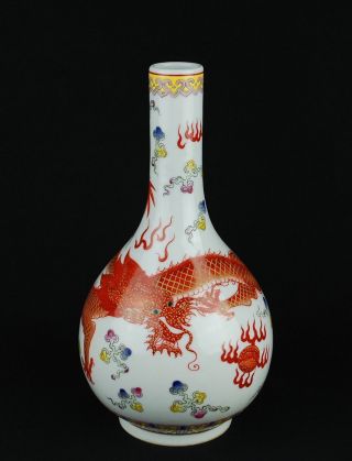 Chinese Antique Famille Rose Enamels Red Dragon Vase Qing Qianlong Seal