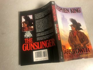 The Darktower,  The Gunslinger,  Stephen King;1st.  Pb Ed.  1988;michael Whelan Illus.