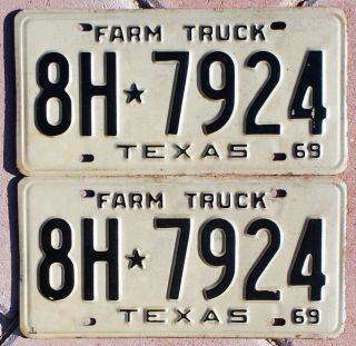 1969 Texas Farm Truck License Plates 8h - 7924 - - - Pair