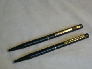 2 Vintage Sheaffer Pens Pen Pair U.  S.  A.  White Dot Ballpoint Pens Black W/ Gold