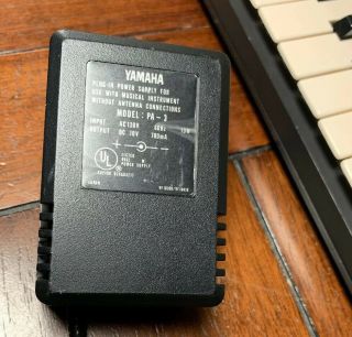 Vintage Yamaha Portasound Electric Keyboard PSS - 130 w/ OEM AC Adaptor 2