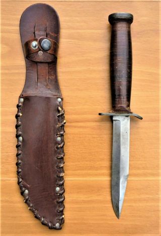 Vintage Fixed Blade Hunting Knife With Sheath.  Has M3 Fighting Knife Look 1950 
