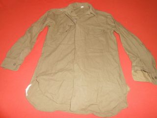 U.  S.  Army:vintage Wwii Era Flannel,  O.  D.  Shirt With Gas Flap Under The Neck