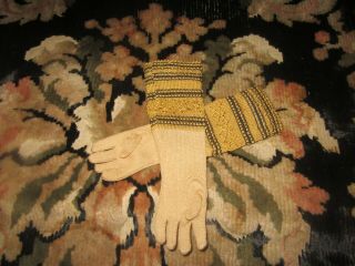 Fabulous Antique Doll Gloves For French/german Fashion Doll.  Heirloom.