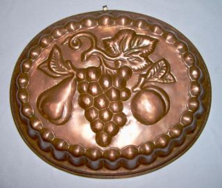 Vintage Large 13.  5 " Oval Solid Copper Fruit Mold W/tin Lining (3.  5 Qt. ) Italy