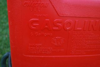 VINTAGE CHILTON GAS CAN 6 gal GALLON VENTED PLASTIC SPOUT P60 3
