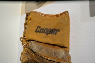 VTG.  COOPER GM21 PRO GOALIE GLOVE FOAME CUSHIONED SNAP ACTION (LAST ONE) 2