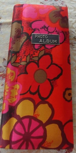 Vtg Mod Red Flower Retro Photo Album W/ 3.  5 " X 3/5 " Pictures 6 Sleeves Japan