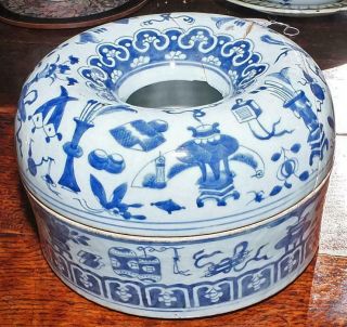 Antique 18th C Chinese Blue & White Porcelain Hat Box Spittoon Buddhist Emblems