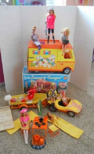 Vintage Barbie Camper Fishing Boat & Trailer Dune Buggy Jeep Dolls Clothes Box,