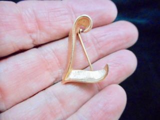 Authentic Vintage Crown Trifari Gold Tone Initial " L " Brooch/pin