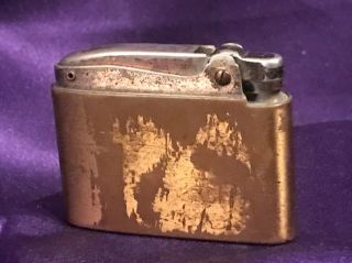 VINTAGE ELGIN AMERICAN CIG.  LIGHTER - BRASS w/FLY FISHING LURES - MADE in USA 2