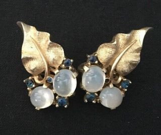 Vintage Crown Trifari Lucite Jelly Clip Earrings Gold Tone Leaf Blue Rhinestone