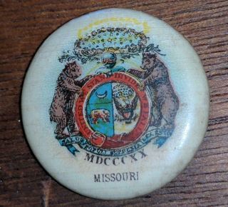 SWEET CAPORAL Cigarette advertising pin MISSOURI STATE SEAL COAT ARMS 2
