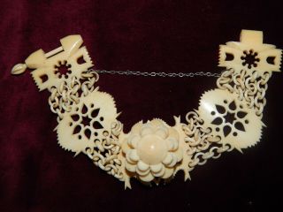 Antique Chinese Finely Carved Bovine Bone Flower Bracelet