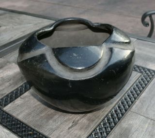 An Antique Santa Clara Pueblo Pottery Fluted Blackware Bowl 9 " D X 6 1/4 " H C.  1910